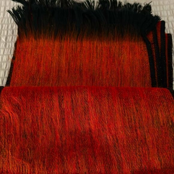 Beautiful alpaca scarf from Ecuador so soft and warm! - Picture 6 of 9